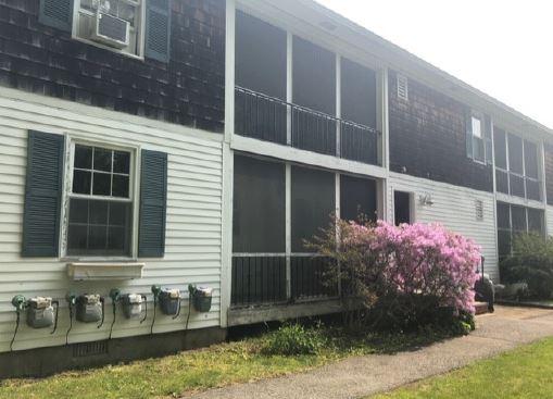 4 Back Harbor Road, Unit 2 Kennebunkport, ME 04046 - Photo 2 of 7 back