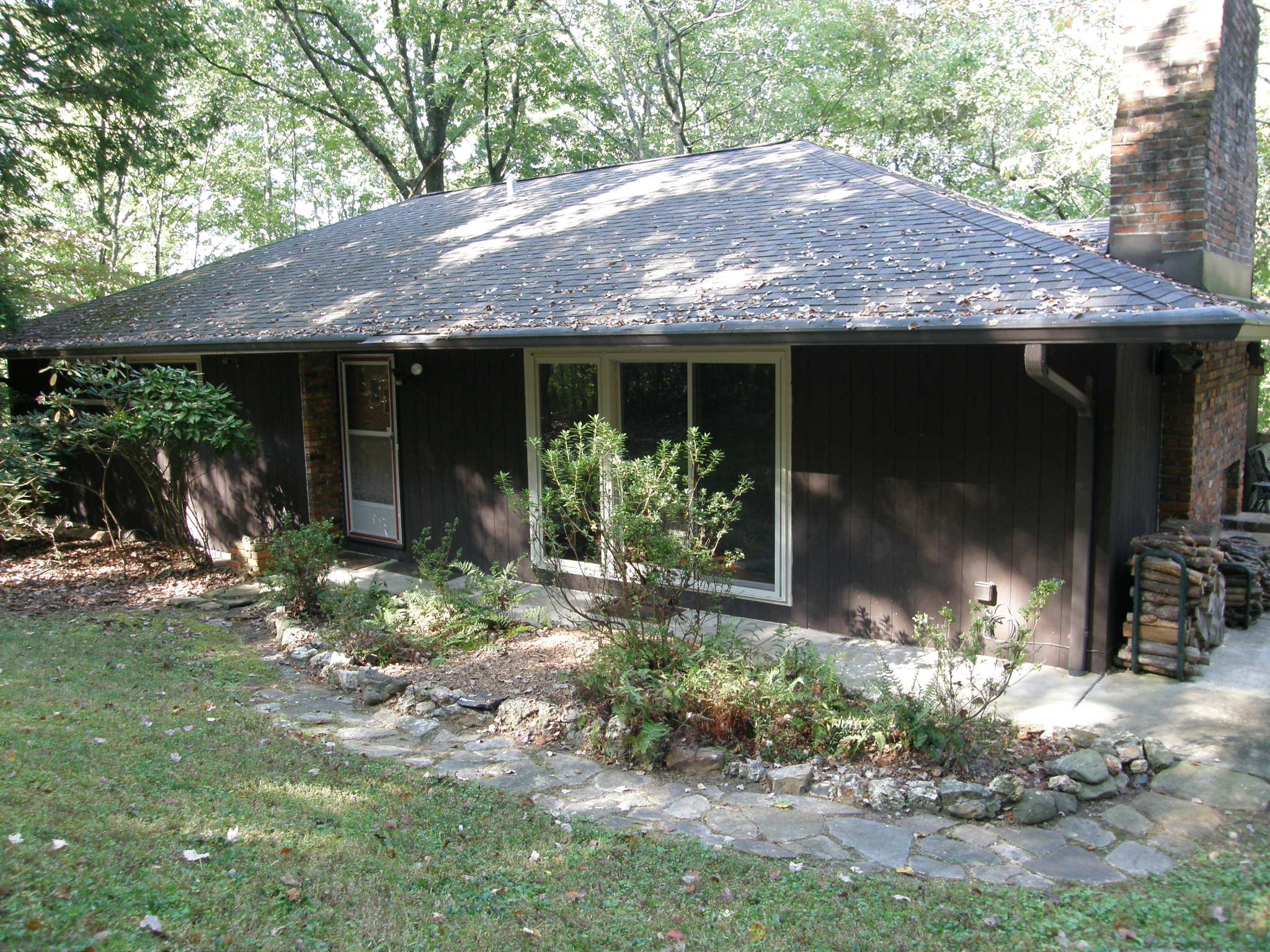 104 Ditman Lane Oak Ridge, TN 37830 - Photo 1 of 38 P1012175.JPG