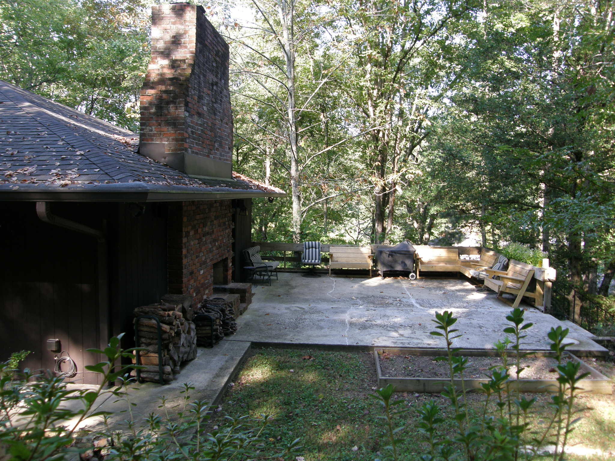 104 Ditman Lane Oak Ridge, TN 37830 - Photo 3 of 38 P1012181.JPG