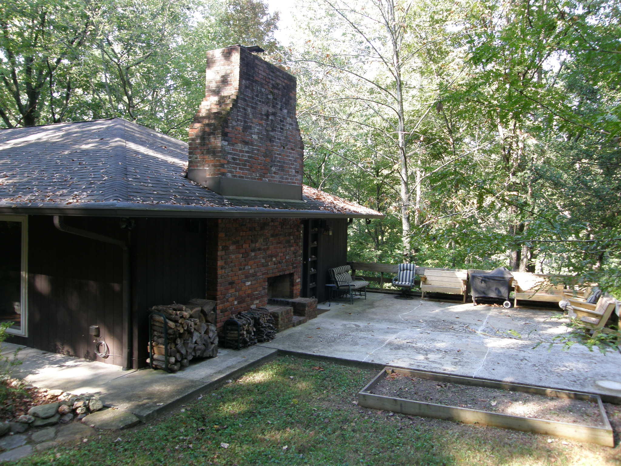 104 Ditman Lane Oak Ridge, TN 37830 - Photo 35 of 38 P1012183.JPG