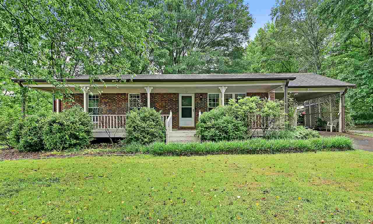 front view of house with a yard