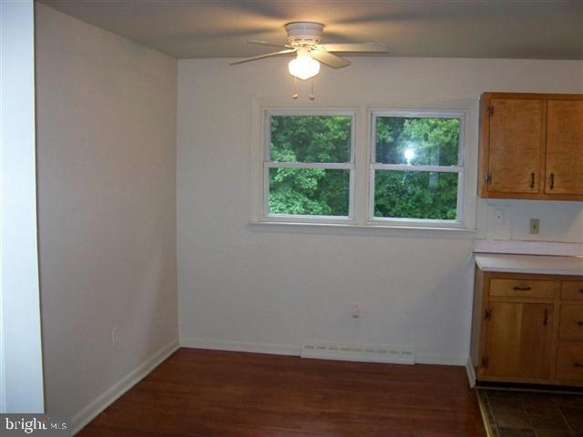 571 Walnut Road Harrisburg, PA 17113 - Photo 8 of 15