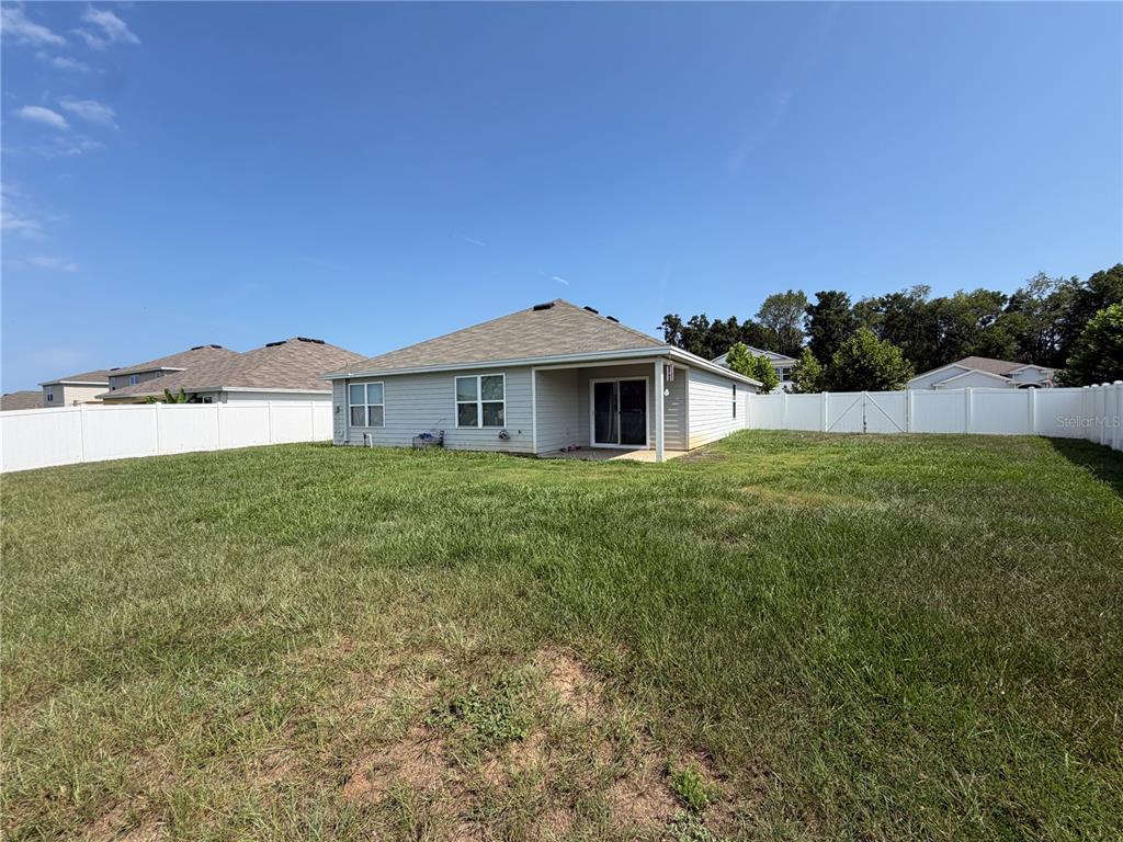 17425 Northwest 173rd Road Alachua, FL 32615 - Photo 17 of 18