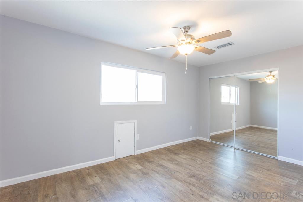 10047 Timberlane Way Santee, CA 92071 - Photo 19 of 24 Gallery Image 19