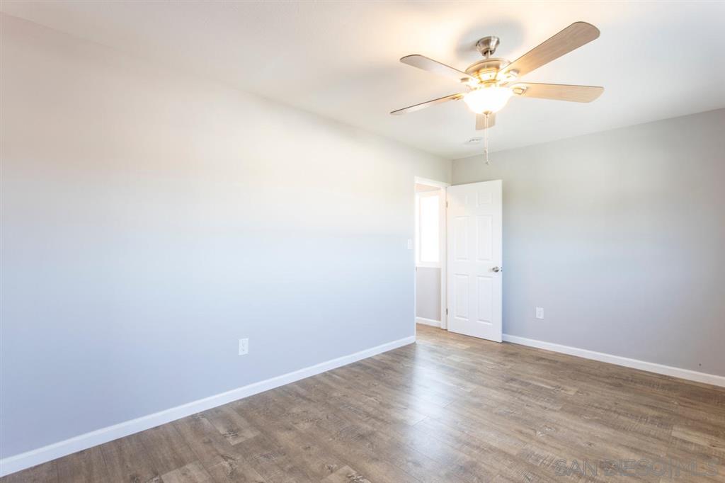 10047 Timberlane Way Santee, CA 92071 - Photo 20 of 24 Gallery Image 20