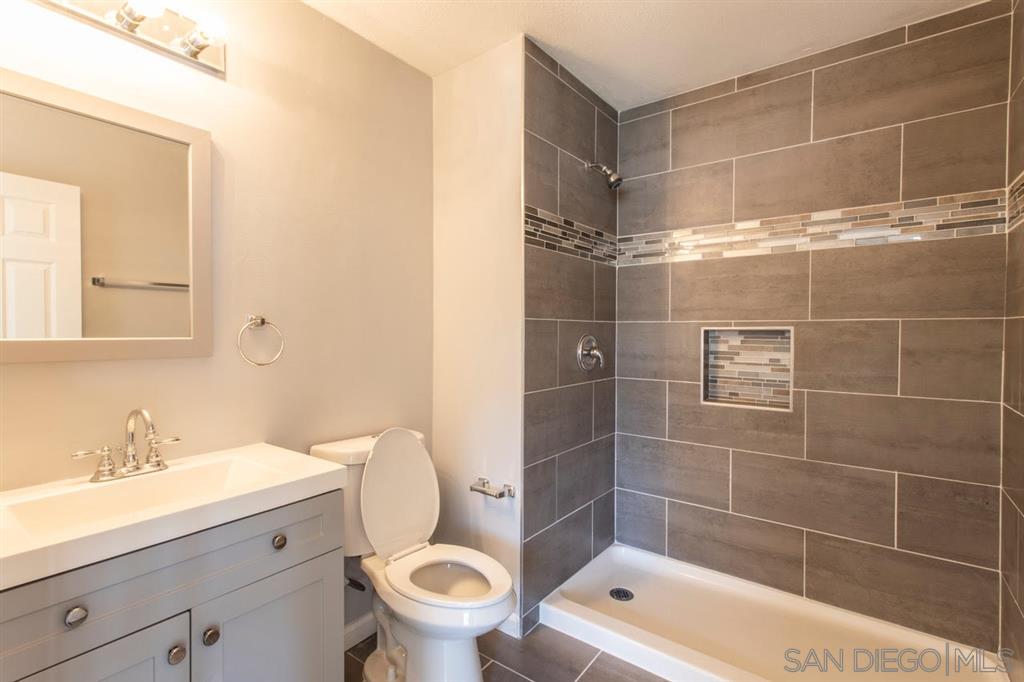 10047 Timberlane Way Santee, CA 92071 - Photo 24 of 24 Gallery Image 24