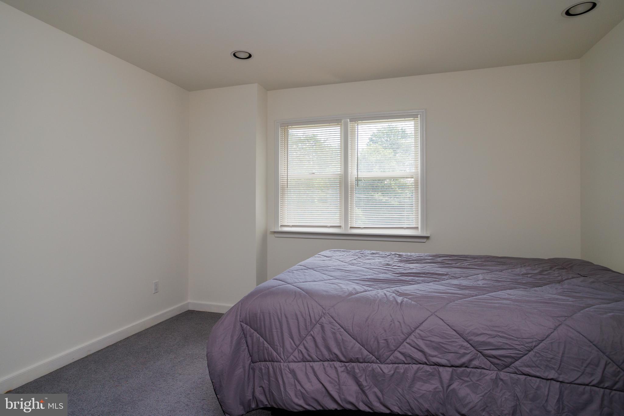 652 Meetinghouse Road Upper Chichester, PA 19061 - Photo 30 of 39