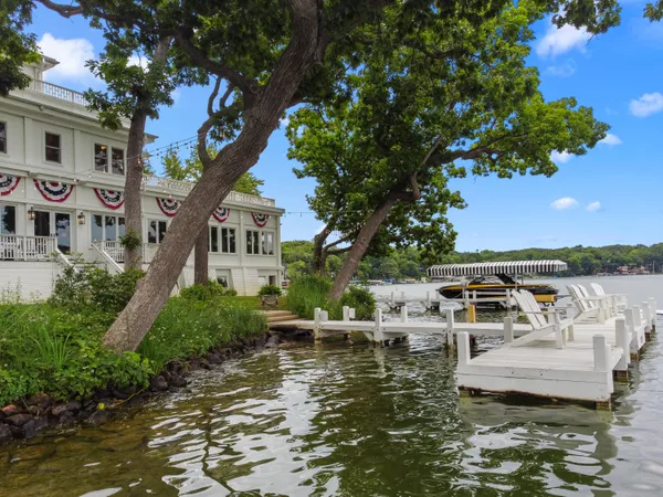 $4,249,700 | W5357 Lauderdale Drive, La Grange, WI 53121