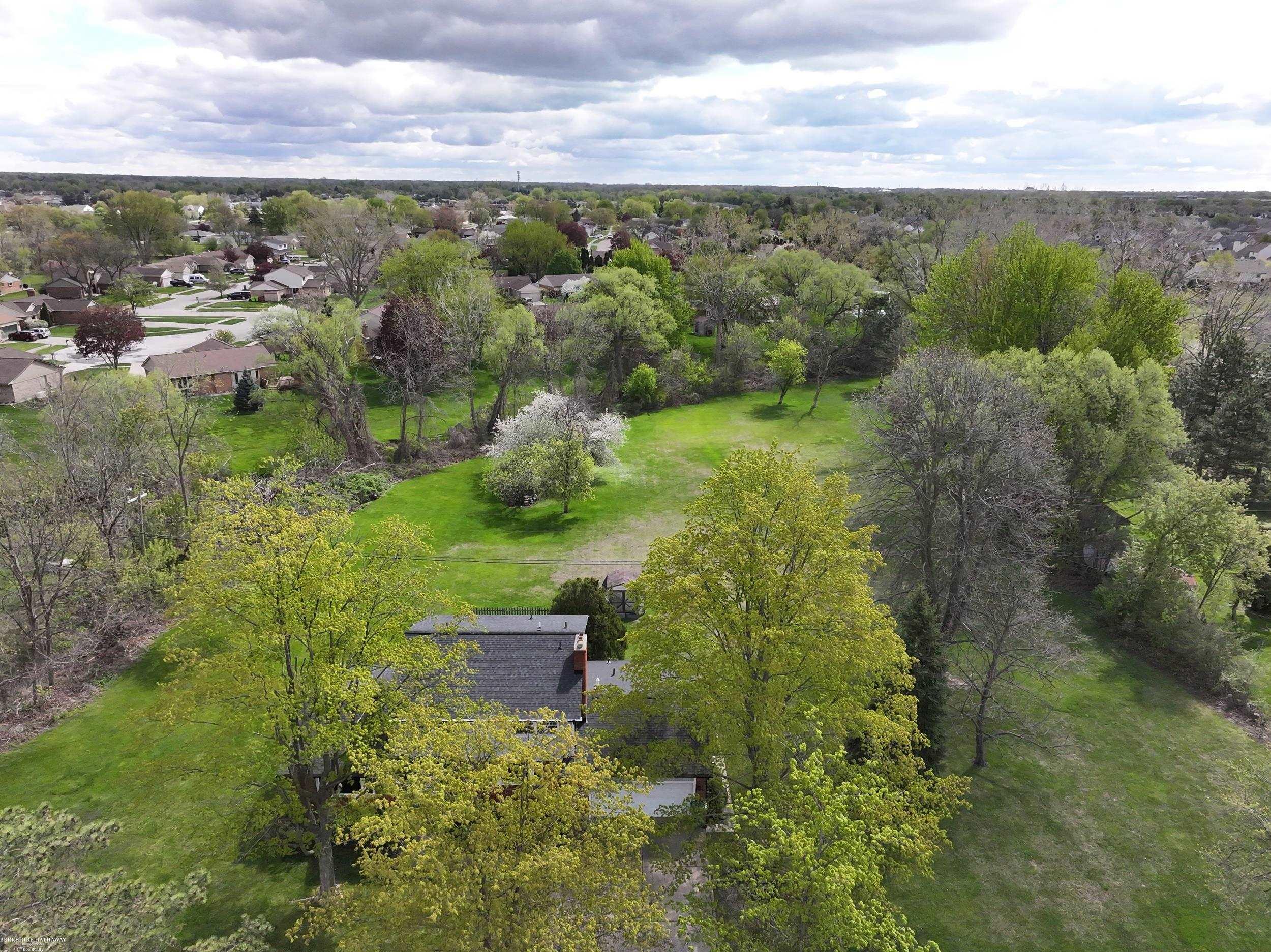 46700 Tilch Road Macomb, MI 48044 - Photo 28 of 32