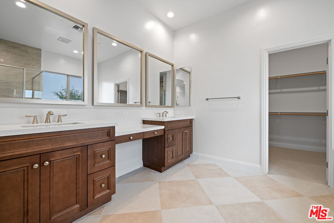 3604 Pathway Court Bakersfield, CA 93311 - Photo 36 of 63