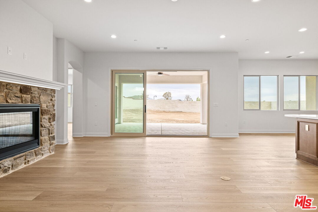 3604 Pathway Court Bakersfield, CA 93311 - Photo 46 of 63