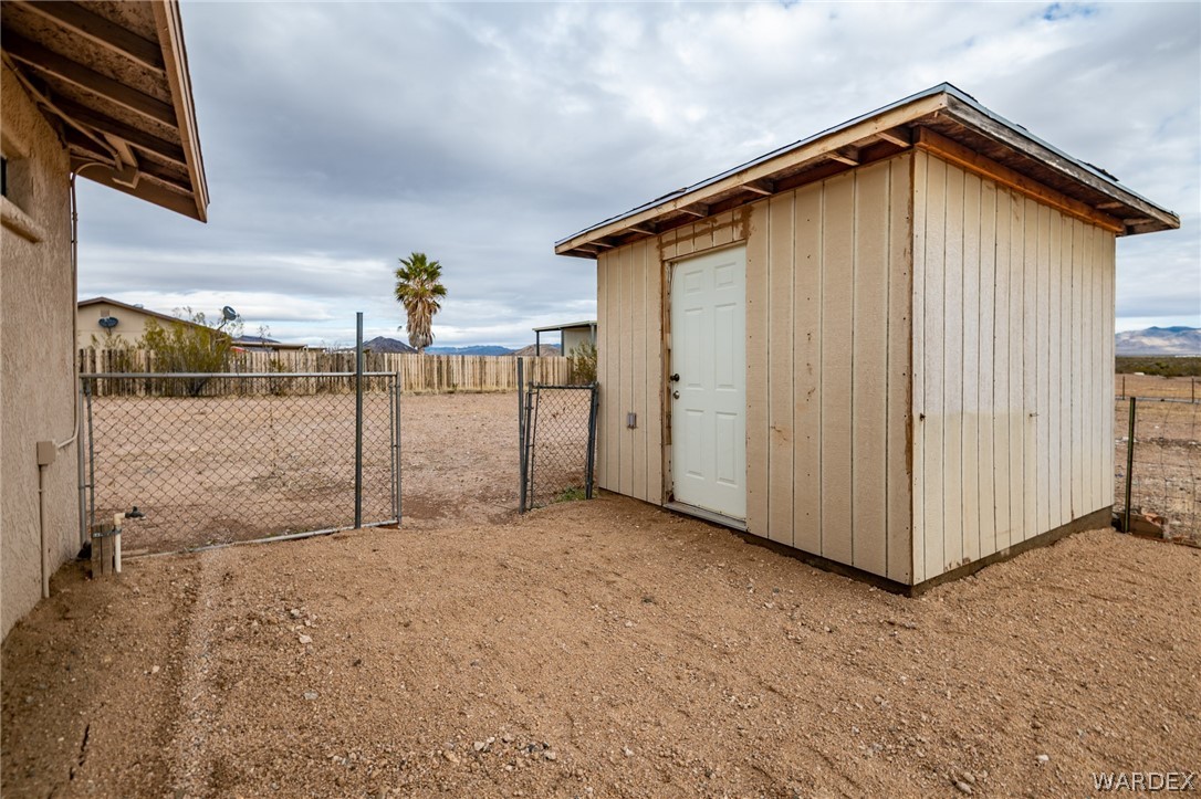 4890 North Escuela Road Golden Valley, AZ 86413 - Photo 19 of 50 Gallery Image 19