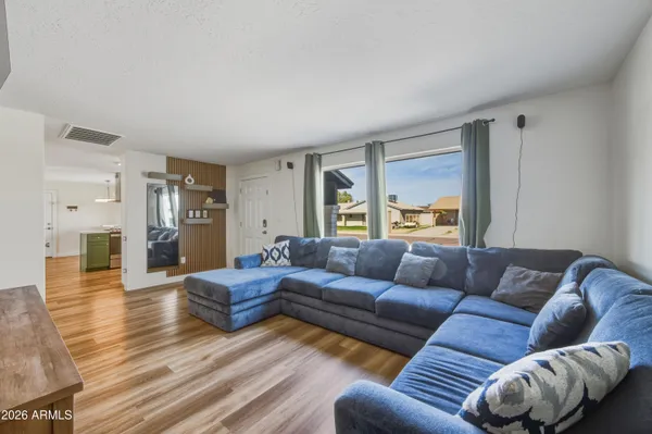 $385,000 | 5321 West Hubbell Street, Phoenix, AZ 85035