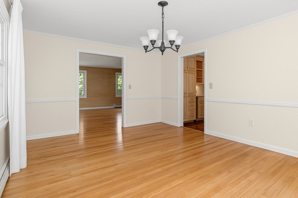 14 Robin Road Norfolk, MA 02056 - Photo 11 of 41