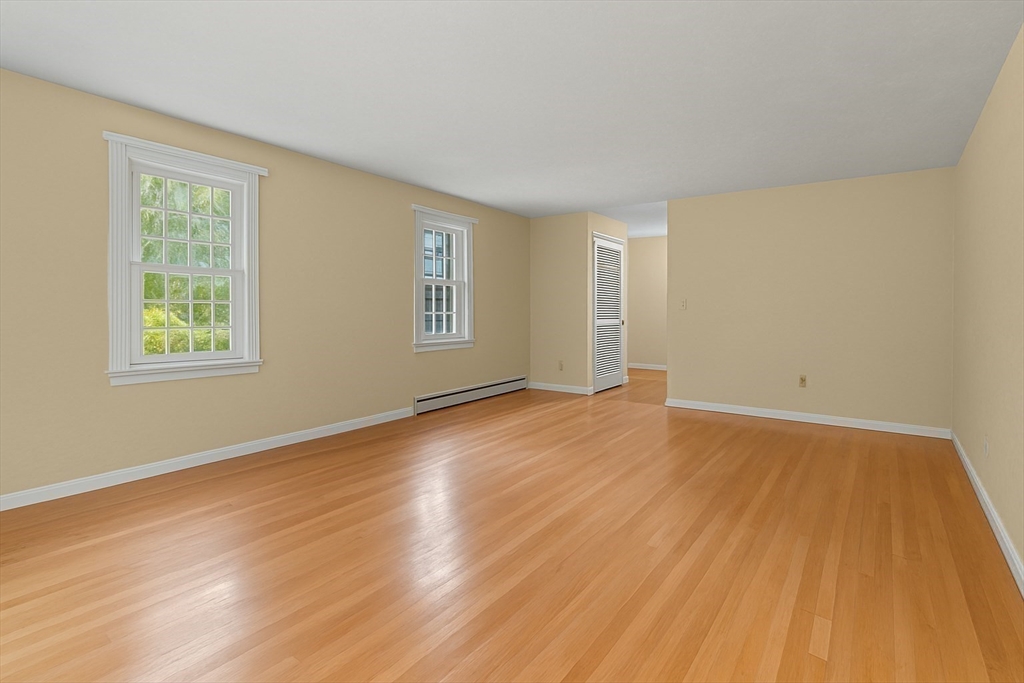 14 Robin Road Norfolk, MA 02056 - Photo 12 of 41