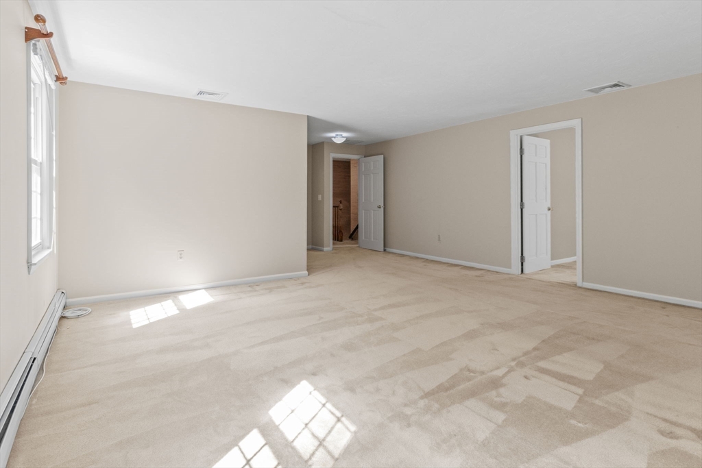 14 Robin Road Norfolk, MA 02056 - Photo 15 of 41