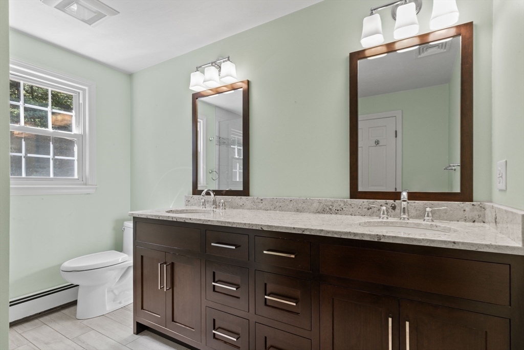 14 Robin Road Norfolk, MA 02056 - Photo 17 of 41