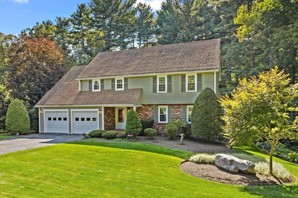 14 Robin Road Norfolk, MA 02056 - Photo 2 of 41