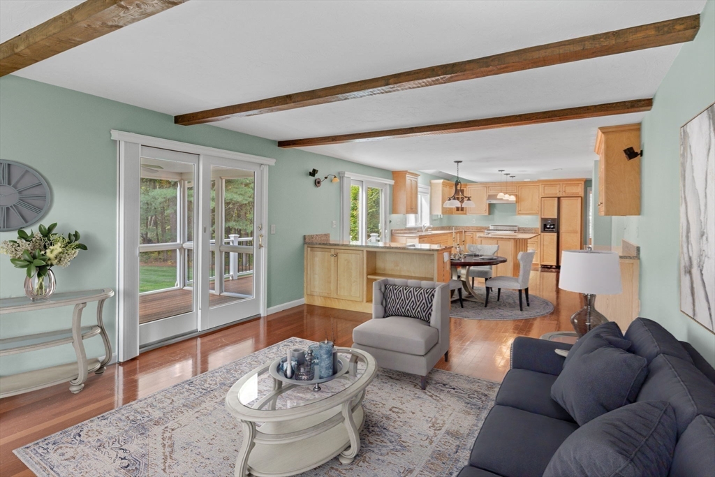 14 Robin Road Norfolk, MA 02056 - Photo 4 of 41