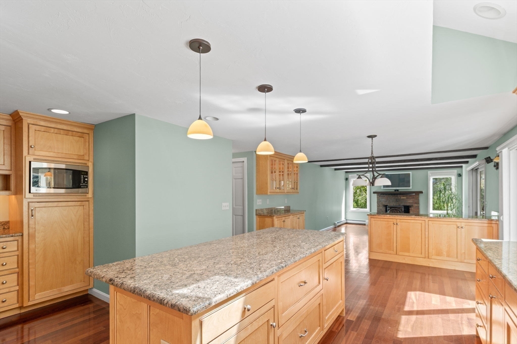 14 Robin Road Norfolk, MA 02056 - Photo 6 of 41