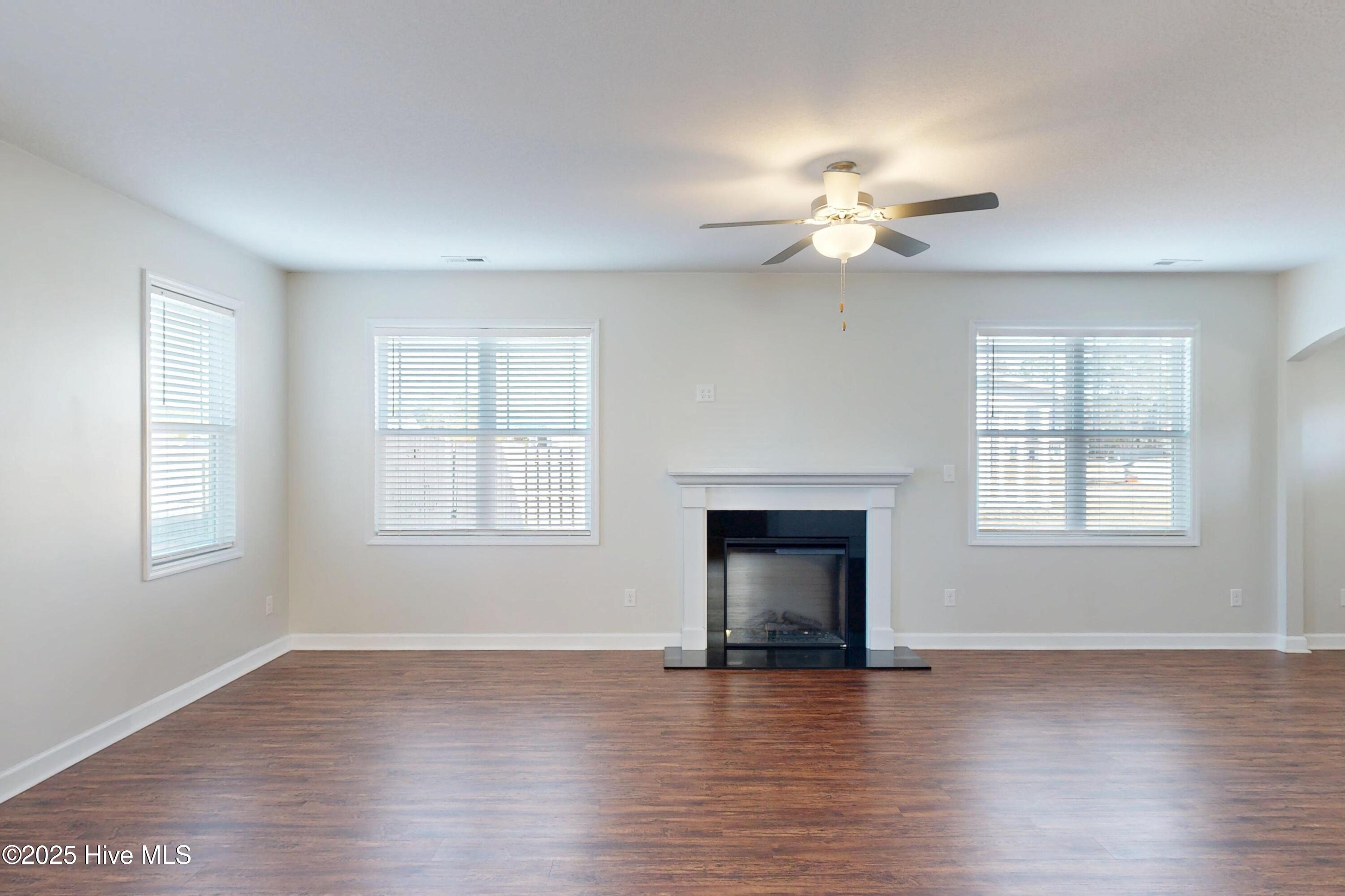 406 Cattle Ranch Lane Jacksonville, NC 28546 - Photo 21 of 50 406-Cattle-Ranch-Ln-12102025_164548