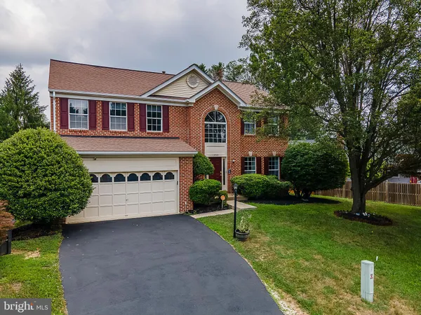 $699,500 | 15521 Wheatfield Road, Woodbridge, VA 22193