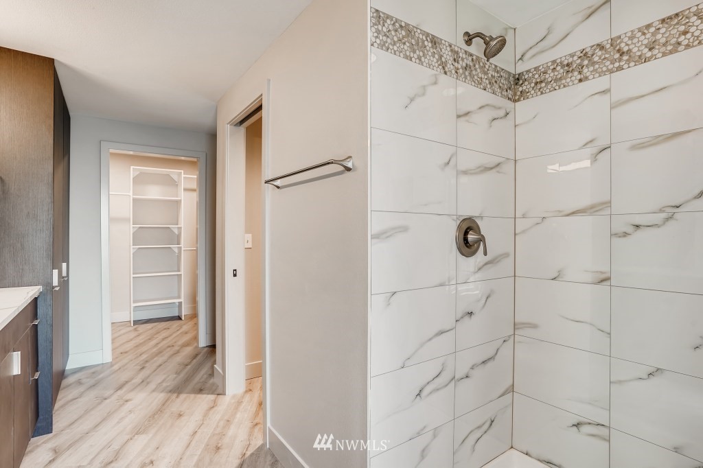 1935 Southwest Hillcrest Road Burien, WA 98166 - Photo 22 of 34 Gallery Image 22