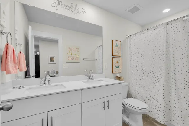 $384,900 | 133 Hazelcroft Drive, Fountain Inn, SC 29644