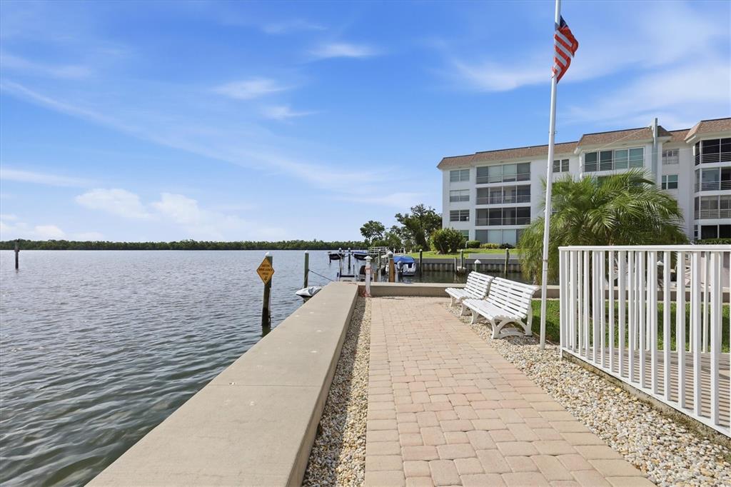 605 Sutton Place, Unit 101 Longboat Key, FL 34228 - Photo 30 of 45 Gallery Image 30