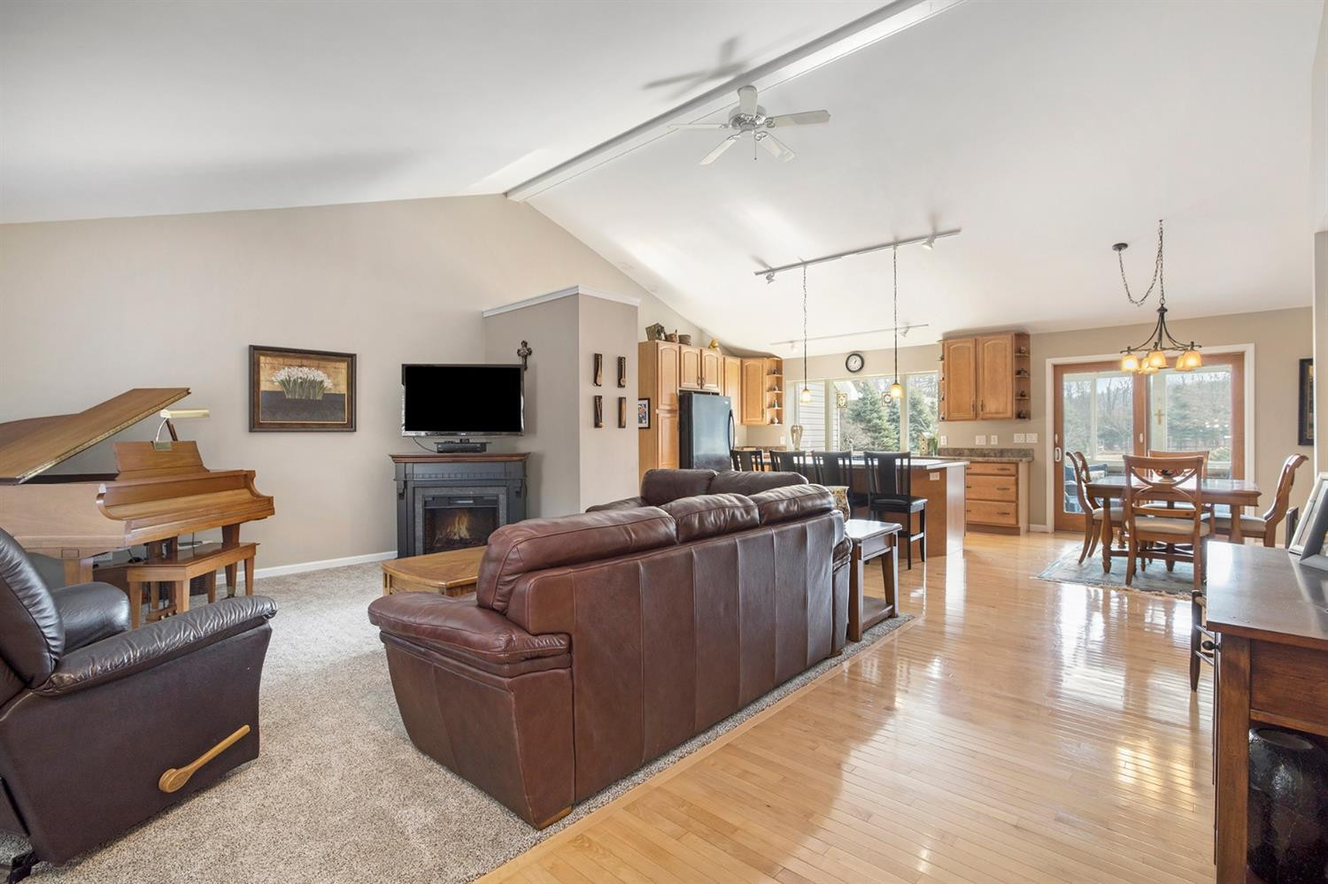 19225 Sandborn Road Manchester, MI 48158 - Photo 8 of 52 Photo 8