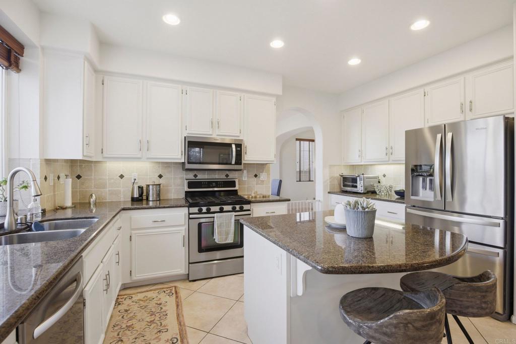 3275 Rancho Famosa Carlsbad, CA 92009 - Photo 13 of 33