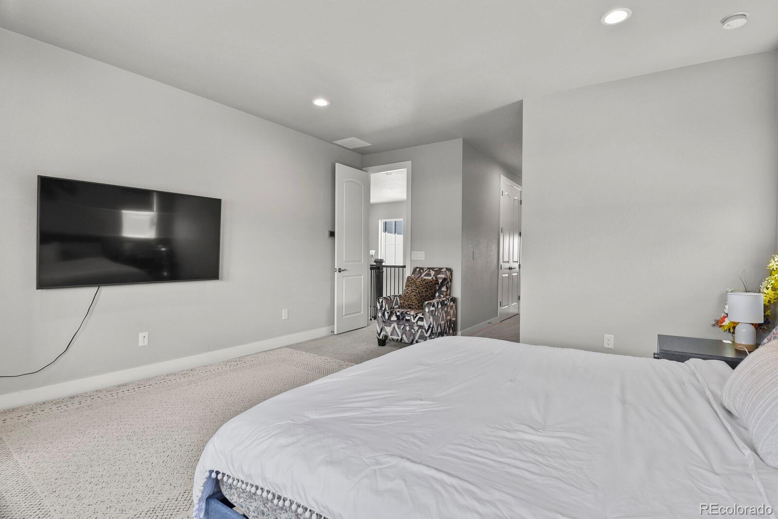 6357 Rockingham Way Castle Pines, CO 80108 - Photo 18 of 29 Gallery Image 18