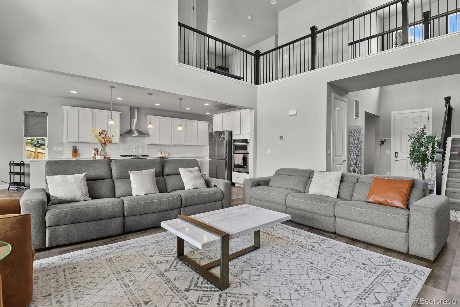 6357 Rockingham Way Castle Pines, CO 80108 - Photo 4 of 29 Gallery Image 4