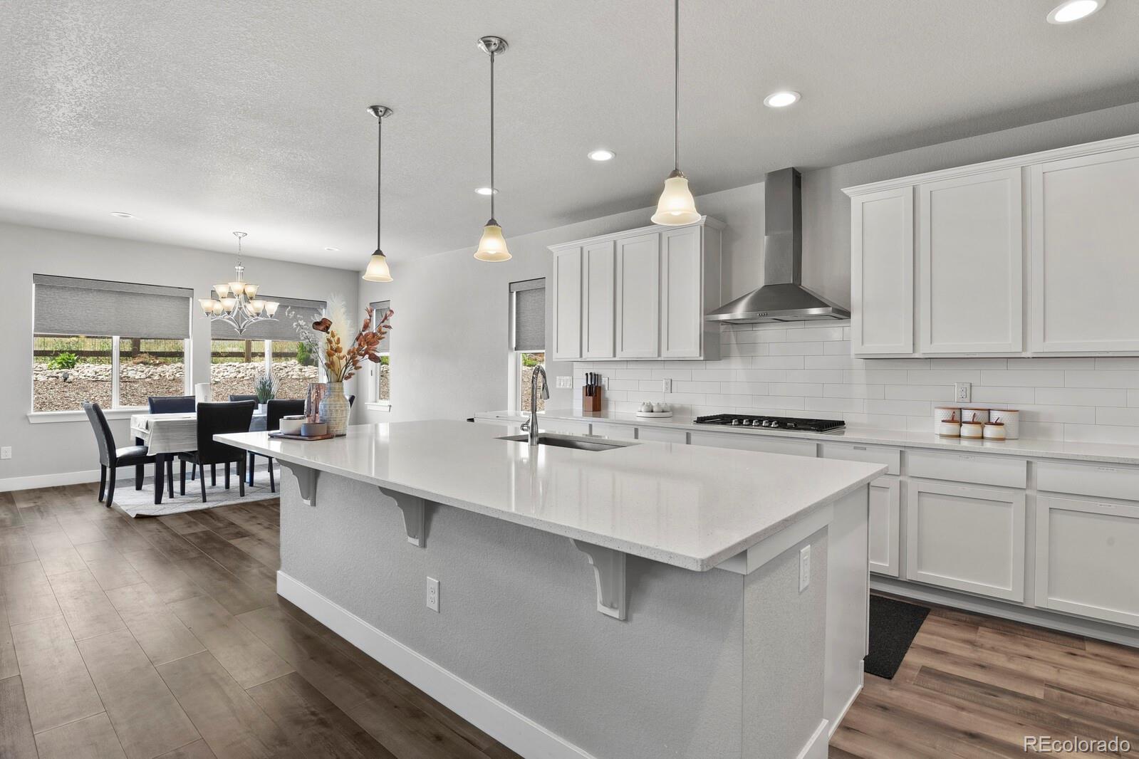 6357 Rockingham Way Castle Pines, CO 80108 - Photo 6 of 29 Gallery Image 6