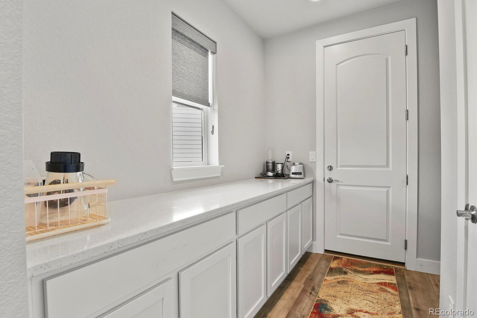 6357 Rockingham Way Castle Pines, CO 80108 - Photo 10 of 29 Gallery Image 10