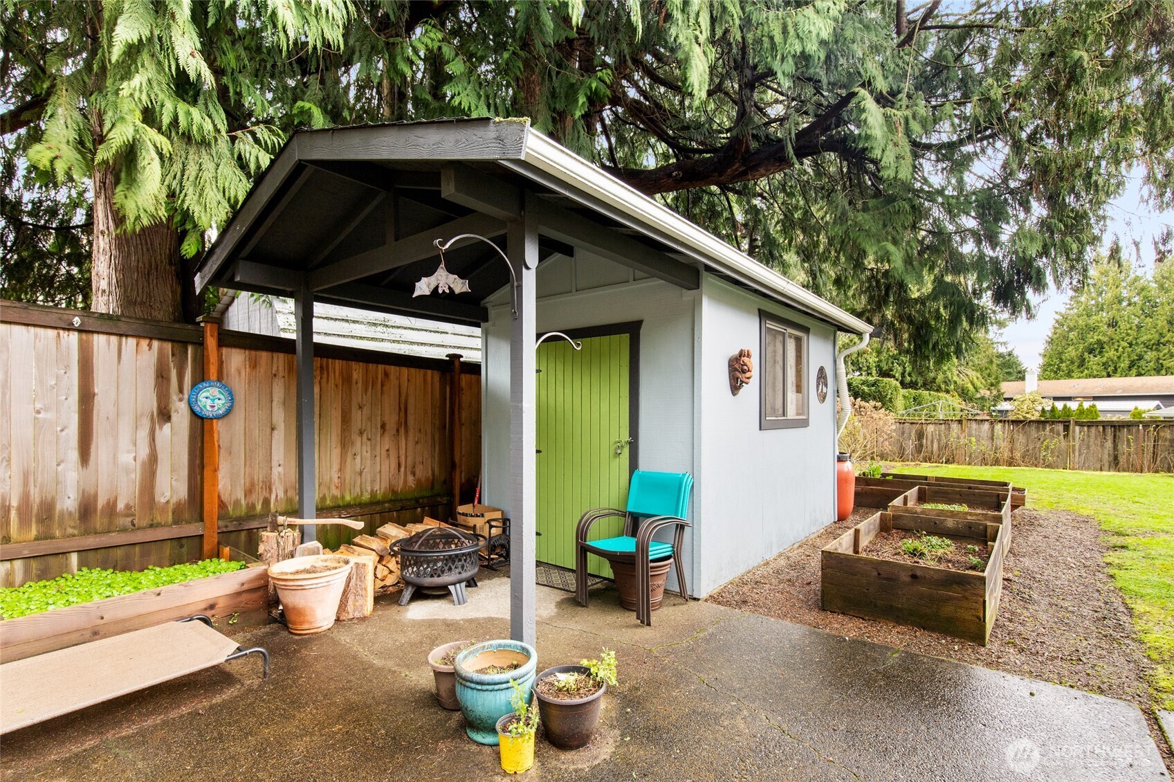 8924 Northeast 191st Place Bothell, WA 98011 - Photo 32 of 36