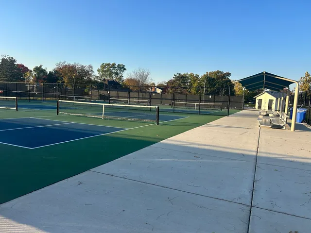 $838,000 | 1712 Woodland Avenue, Park Ridge, IL 60068