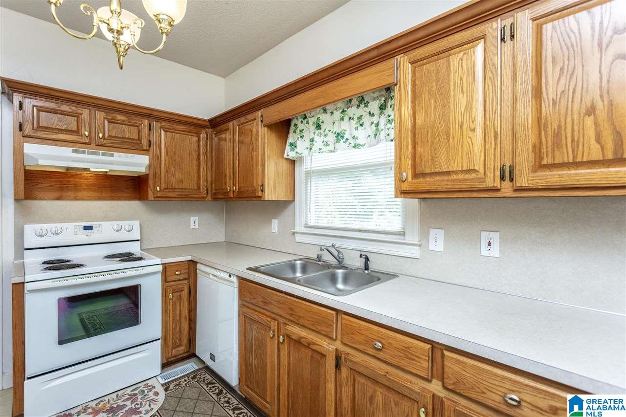 7804 Williams Street Pinson, AL 35126 - Photo 12 of 42