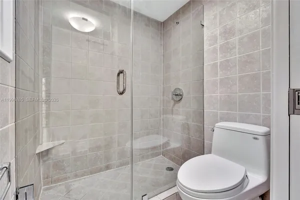 $1,870,000 | 2901 South Bayshore Drive, Unit 16G, Miami, FL 33133
