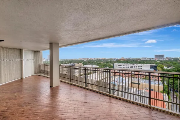 $1,870,000 | 2901 South Bayshore Drive, Unit 16G, Miami, FL 33133