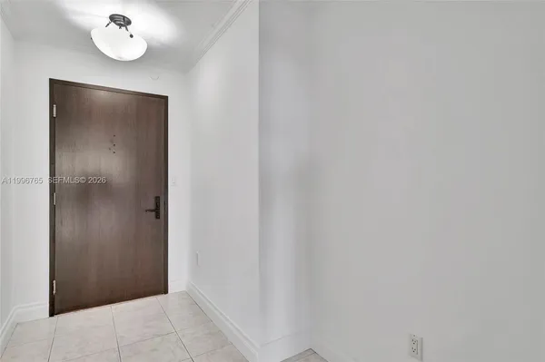 $1,870,000 | 2901 South Bayshore Drive, Unit 16G, Miami, FL 33133