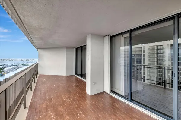 $1,870,000 | 2901 South Bayshore Drive, Unit 16G, Miami, FL 33133