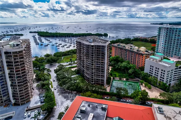 $1,870,000 | 2901 South Bayshore Drive, Unit 16G, Miami, FL 33133
