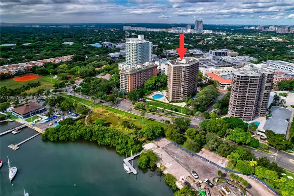 $1,870,000 | 2901 South Bayshore Drive, Unit 16G, Miami, FL 33133