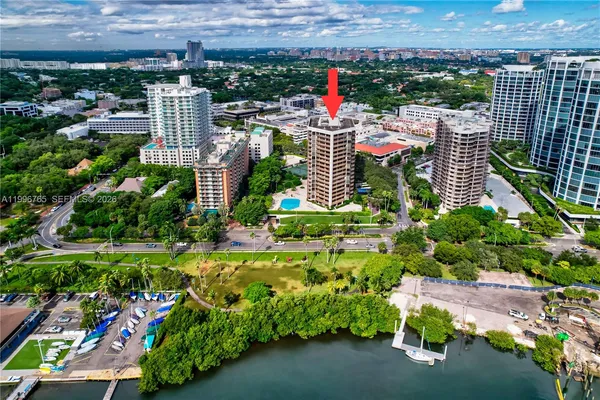 $1,870,000 | 2901 South Bayshore Drive, Unit 16G, Miami, FL 33133