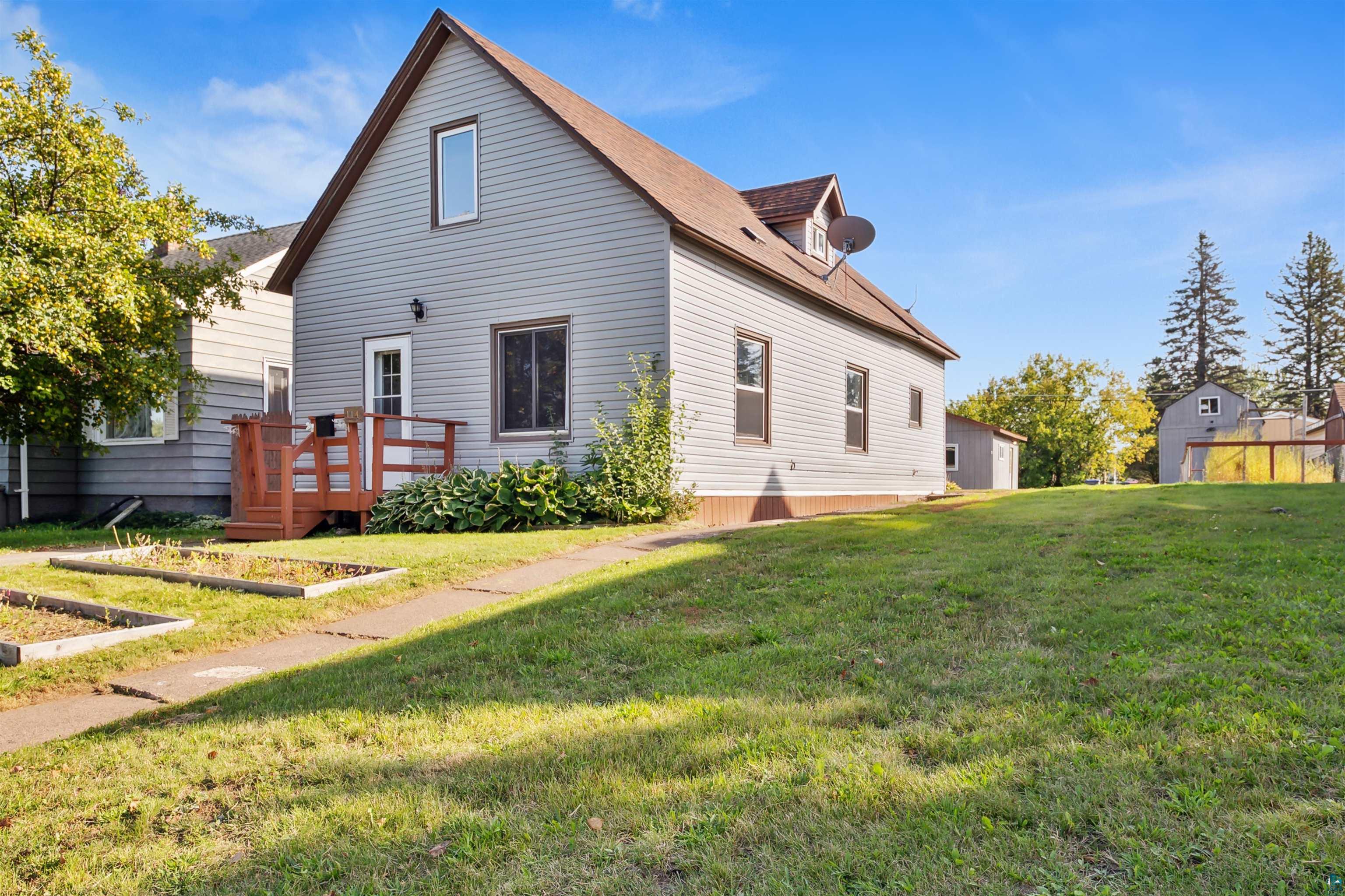 114 1st Street Proctor, MN 55810 - Photo 2 of 21