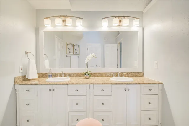 $299,000 | 2027 Creek Valley Lane, Sugar Land, TX 77478