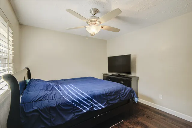 $299,000 | 2027 Creek Valley Lane, Sugar Land, TX 77478