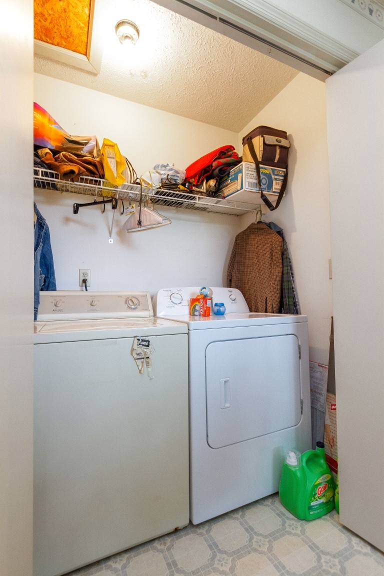 256 Atkinson Road Lebanon, TN 37090 - Photo 28 of 34 a utility room with dryer and washer