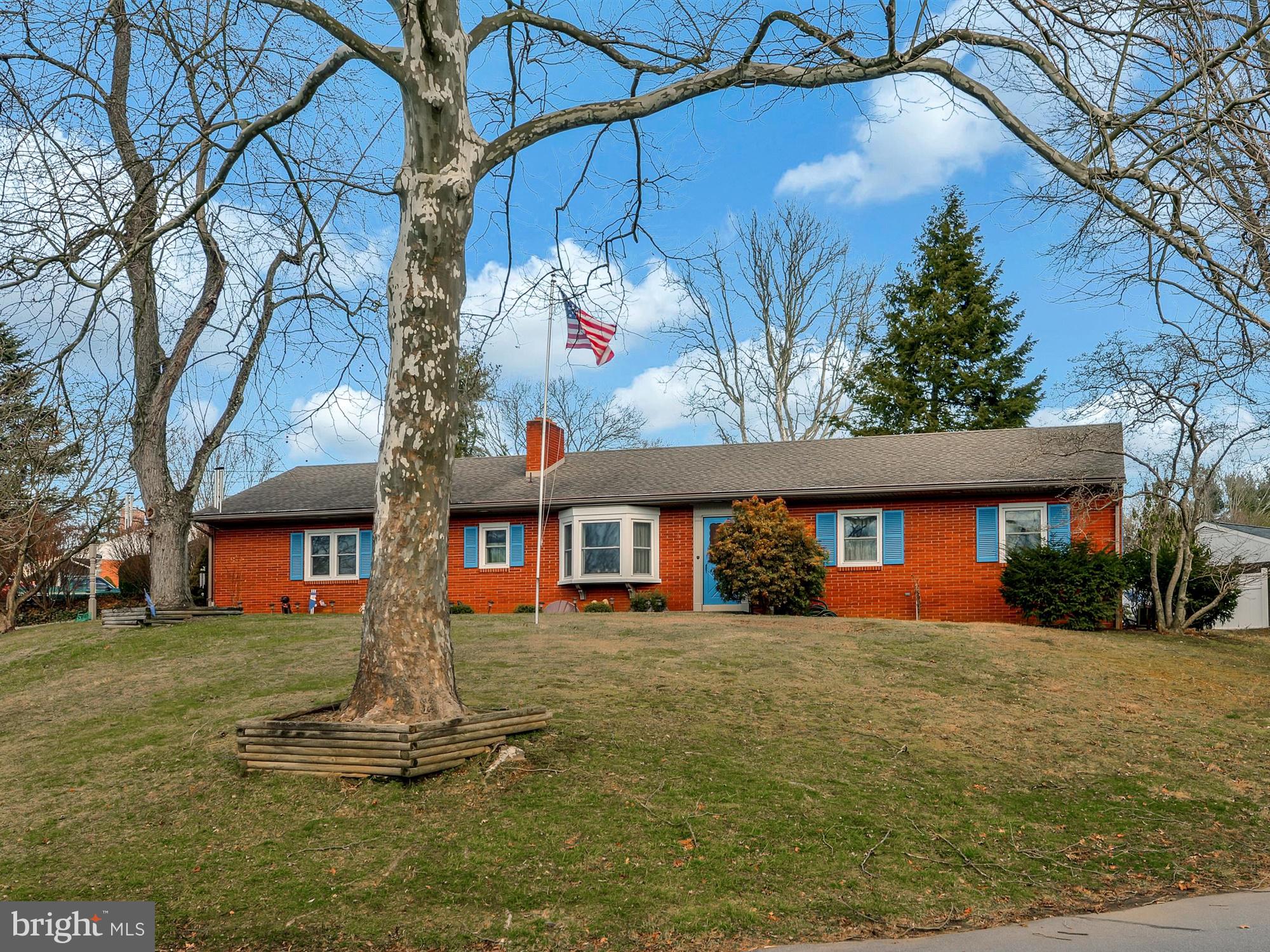 537 Saratoga Road Lancaster, PA 17603 - Photo 1 of 27 Gallery Image 1
